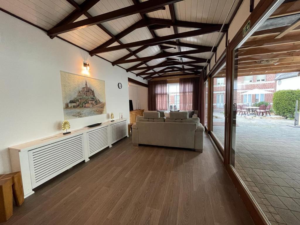 Beejmig Villa Arcen Bagian luar foto